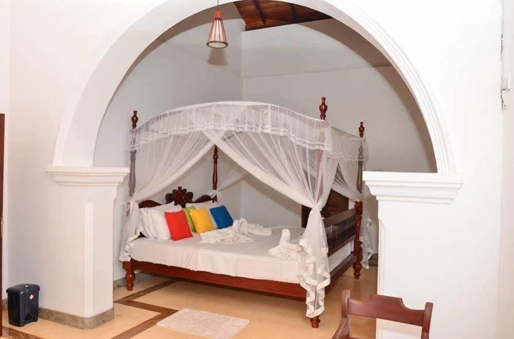 Villa Helvetia กอลล์ ภายนอก รูปภาพ